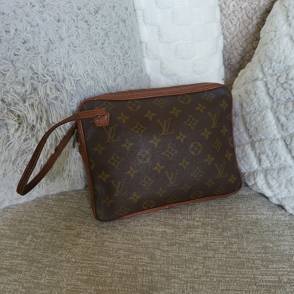 Louis Vuitton Monogram Pochette Dragonne Wristlet Bag..Vintage